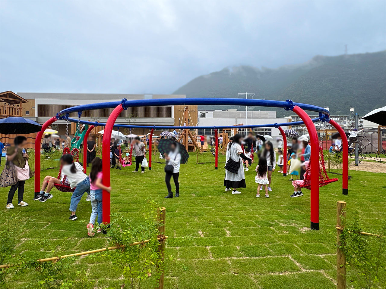 ユニバーサルブランコ